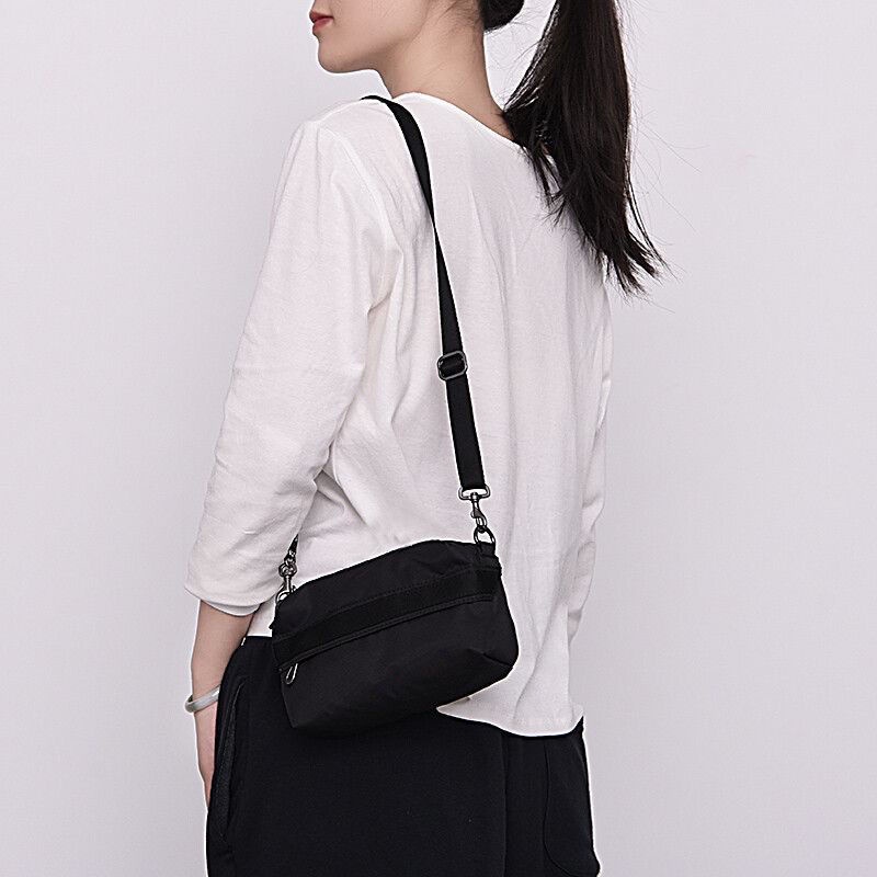 Túi Đeo Chéo Thể Thao mini Bằng nylon Xu Hướng Mới 2023