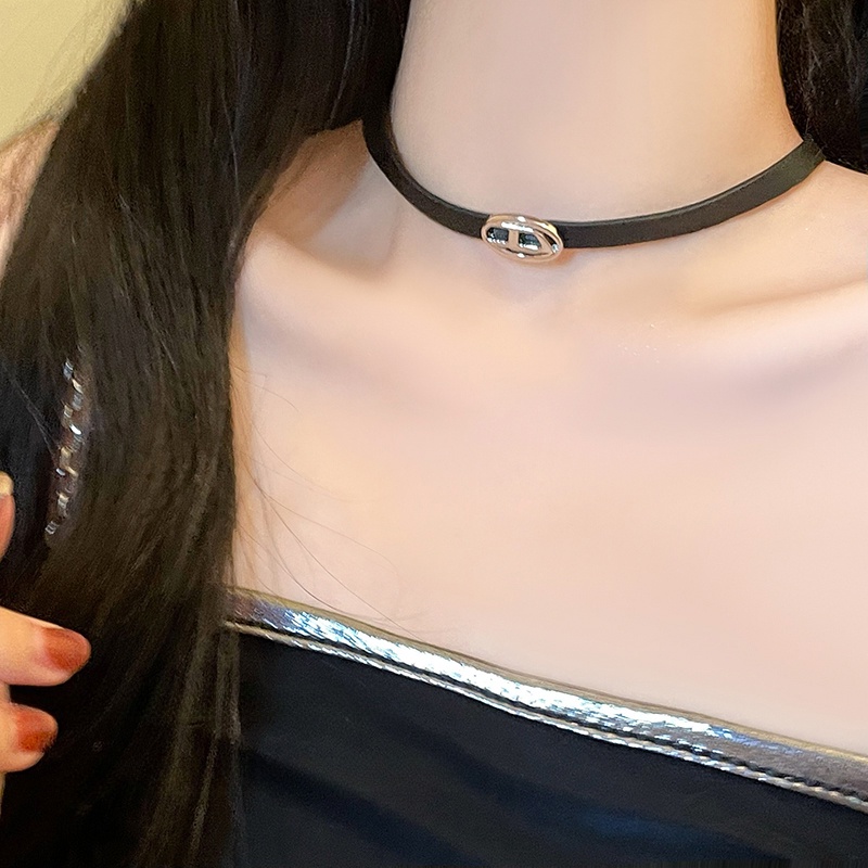 Vòng cổ Da Màu Đen / Bạc Phối Nhãn Đơn Giản Thời Trang Cho Nữ