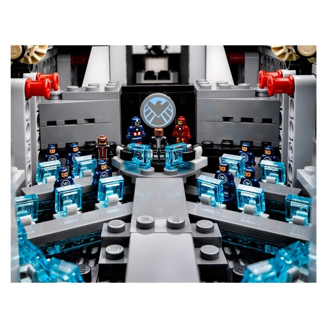 LEGO 76042 Super Heroes - Tàu sân bay LEGO SHIELDtặng ôtô tặng ô tô