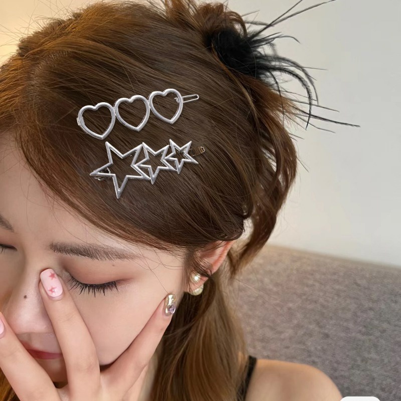 Set 3 Kẹp Tóc Kim Loại Hình Ngôi Sao / Trái Tim Màu Sắc Ngọt Ngào y2k
