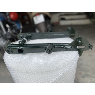 Càng sau honda cub 81 ( màu xanh dưa)