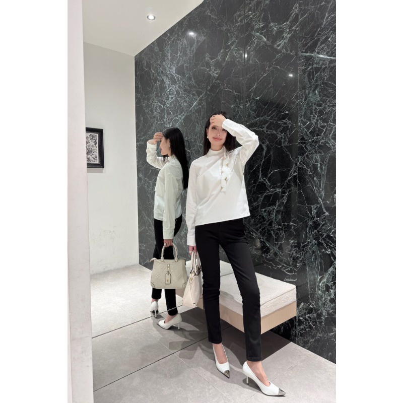 ❤️❤️❤️❤️ Áo Sơ Mi Nữ Tay Dài Cổ Chữ v Thời Trang Mới 2023