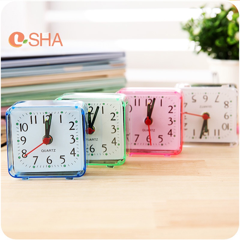 Đồng Hồ Báo Thức Để Bàn Hình Vuông Nhỏ Gọn Dễ Thương Trang Trí Cạnh Giường Cho Học Sinh