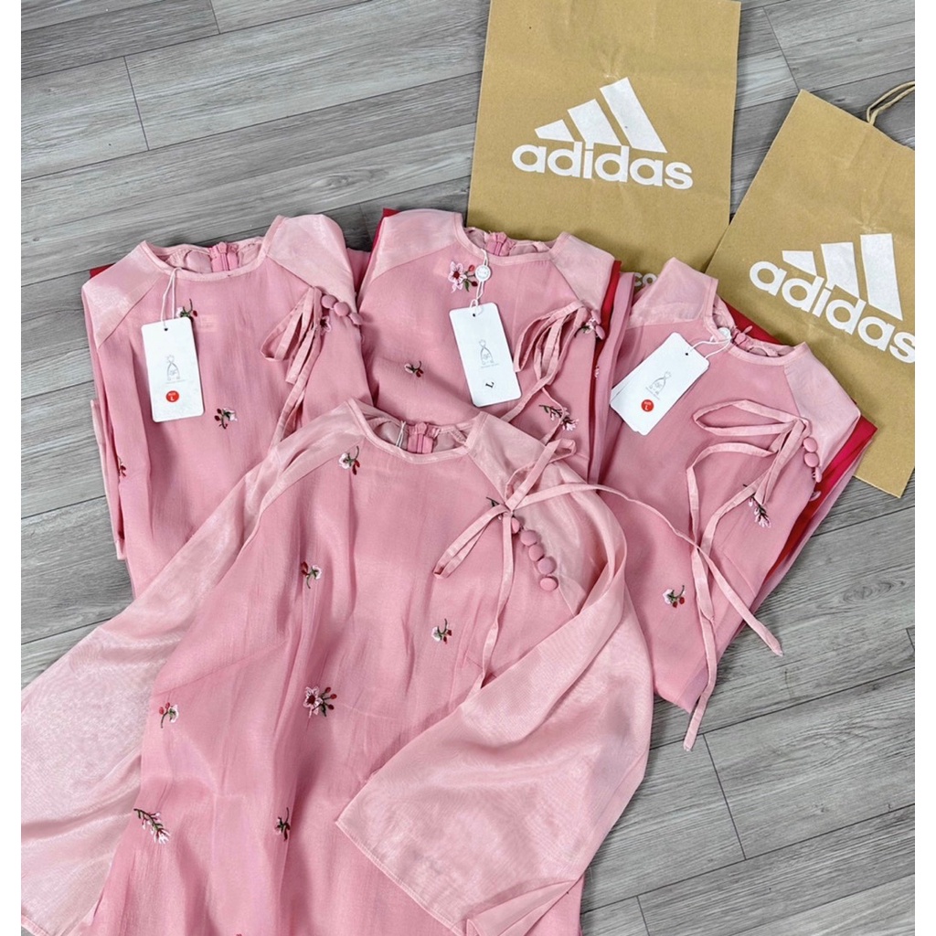 S38 - SET ÁO DÀI NỮ HỒNG CÚC VAI THÊU HOA