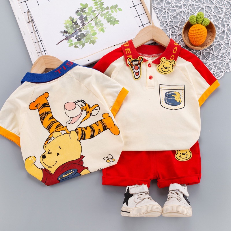 Set Đồ Mùa Hè 2 Món Gồm Áo Thun Tay Cộc Cổ Bẻ + Quần Ngắn In Họa Tiết Hoạt Hình Dễ Thương Thời Trang Cho Bé Trai