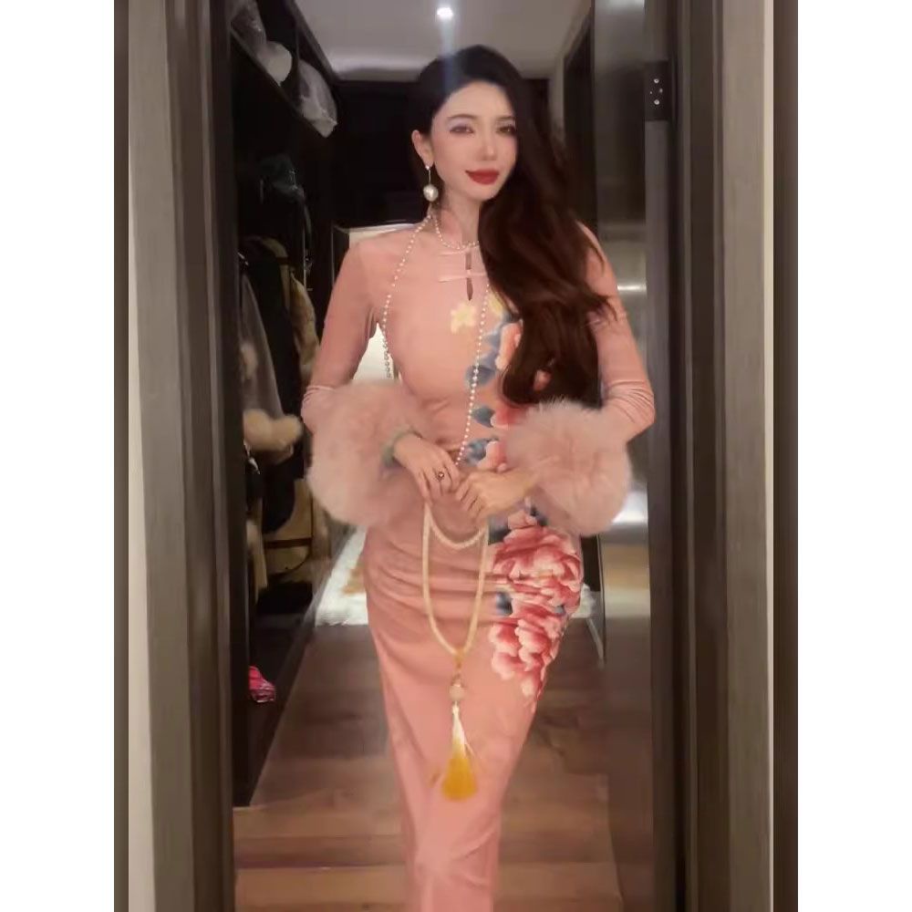 Sườn Xám Cách Tân Màu Hồng Phong Cách Thời Trang Mùa Thu Mới 2023