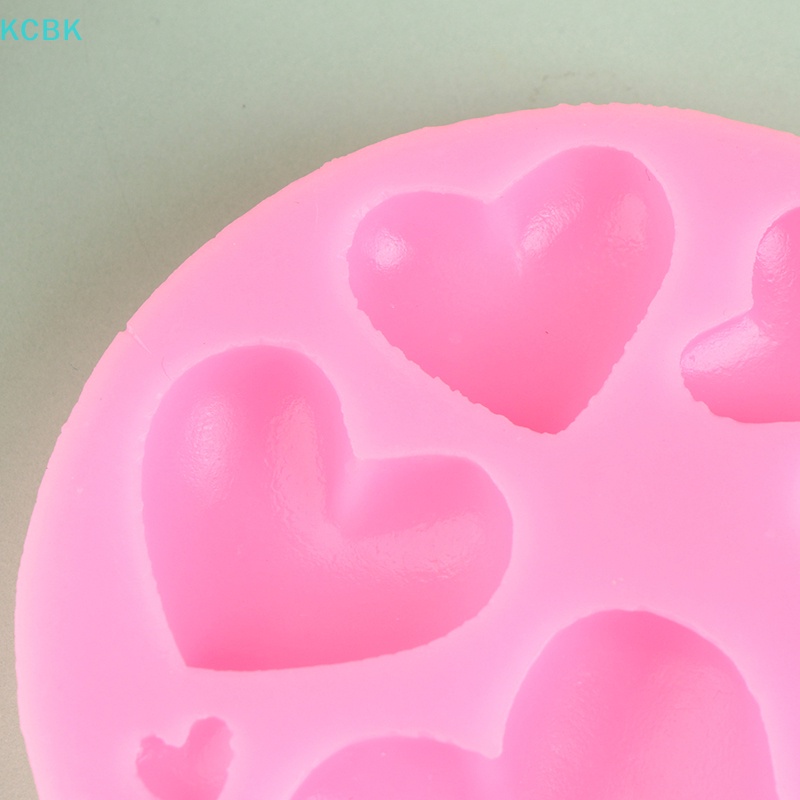1 Khuôn silicone Làm Bánh Hình Trái Tim Nhiều Màu