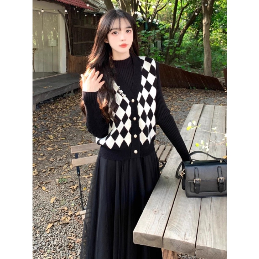 Set Áo Len Không Tay Phối Chân Váy Lưới Thời Trang Thu Đông Hàng Mới 2023 Dành Cho Bạn Nữ