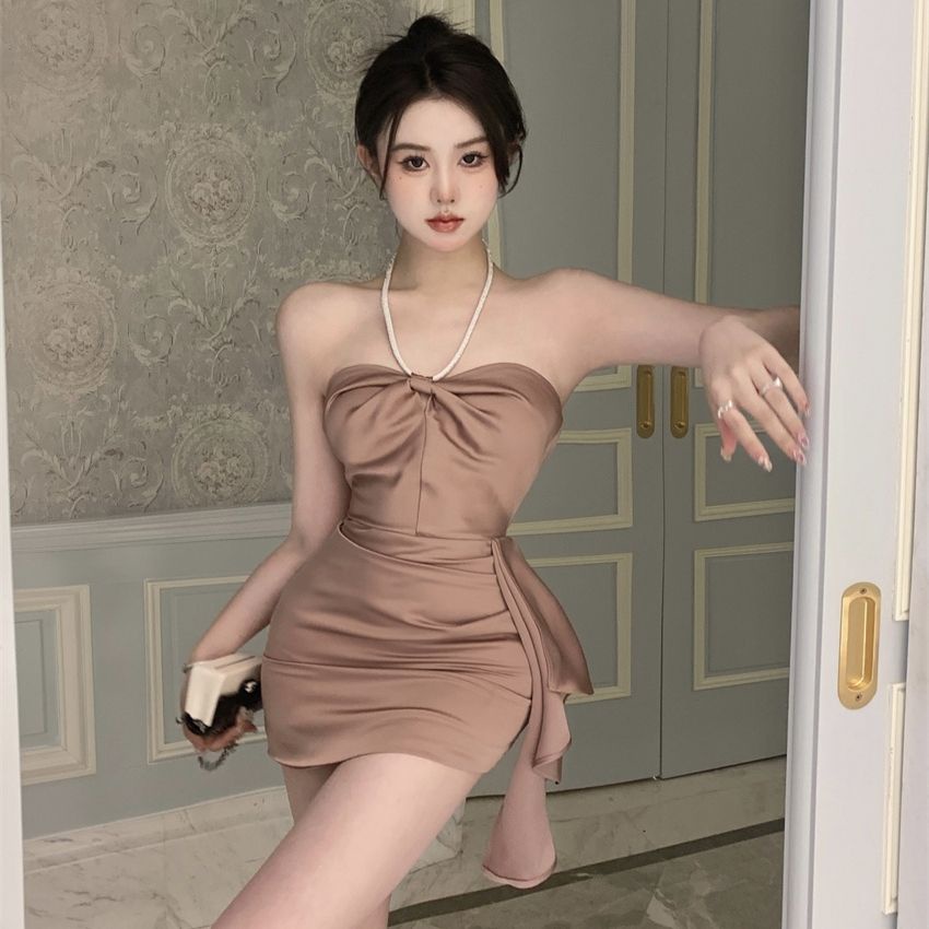 Đầm Hai Dây Đính Đá Lấp Lánh Thời Trang Quyến Rũ Cho Nữ