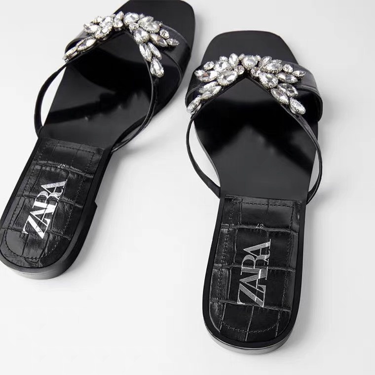 Dép lê bệt đi biển mùa hè mũi vuông quai đính đá Za.ra full box milana.order DB - 009