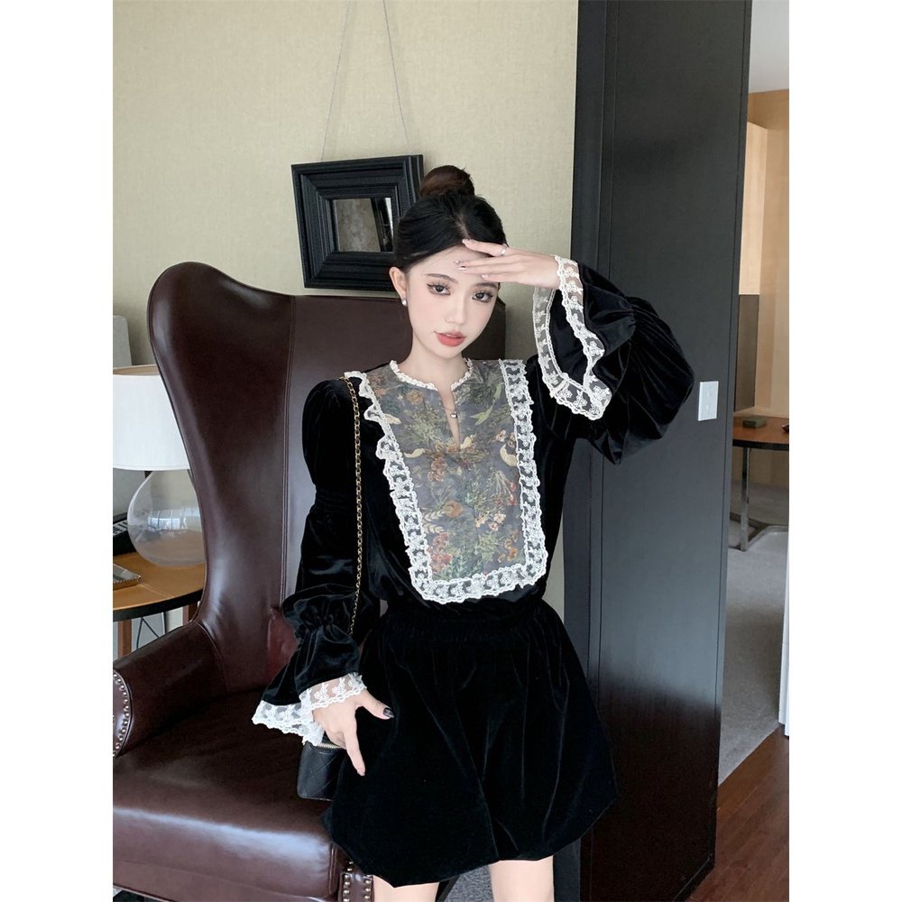 Autumn and winter New Fashion suit French court style lace stitching velvet long sleeve top high waist wide leg shorts for women