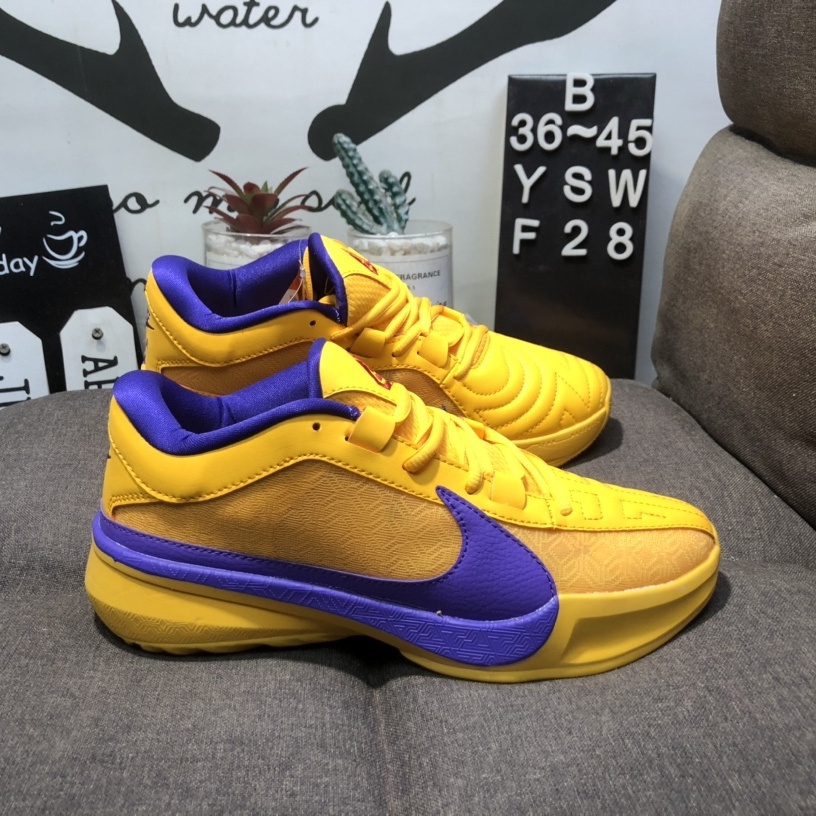 Giày Bóng Rổ nike zoom freak 5 Thời Trang Cá Tính Năng Động