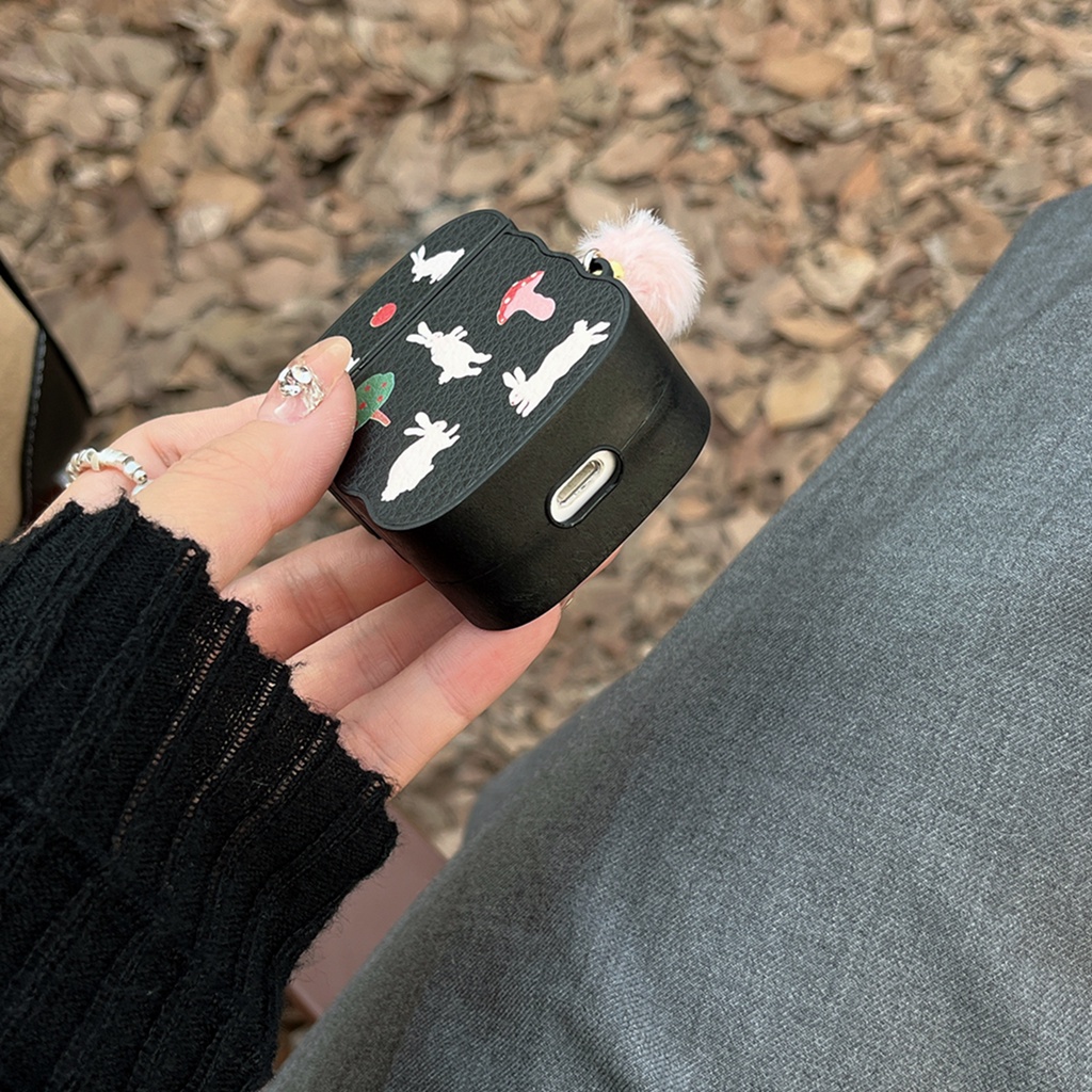 Vỏ Bảo Vệ Hộp Sạc Tai Nghe bluetooth airpods 1 / 2 / pro / 3 pro2 Bằng Da Hình Thỏ Và Nấm Dễ Thương