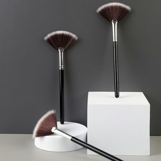Set 6 cọ trang điểm làm đẹp tiện lợi, cọ phấn phủ, má hồng, màu mắt-MOMMY