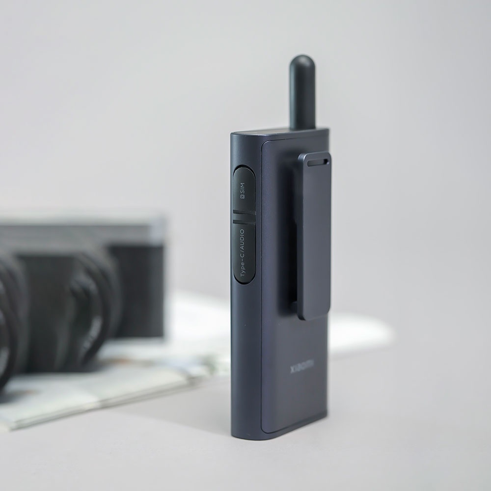 Bộ đàm Xiaomi 4G Walkie Talkie 3 model DJJQGB01FY khoảng cách liên lạc lên đến 5000km - Shop MI Ecosystem Authorized