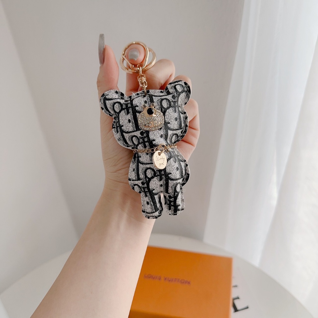 MÓC KHÓA GẤU LV,DI OR SANG CHẢNH