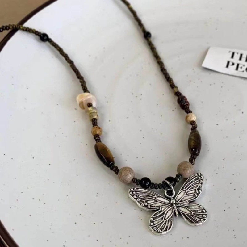 Vòng cổ Chuỗi Hạt Gỗ Mặt Hình Bướm Phong Cách vintage Thanh Lịch Thời Trang Cho Nữ