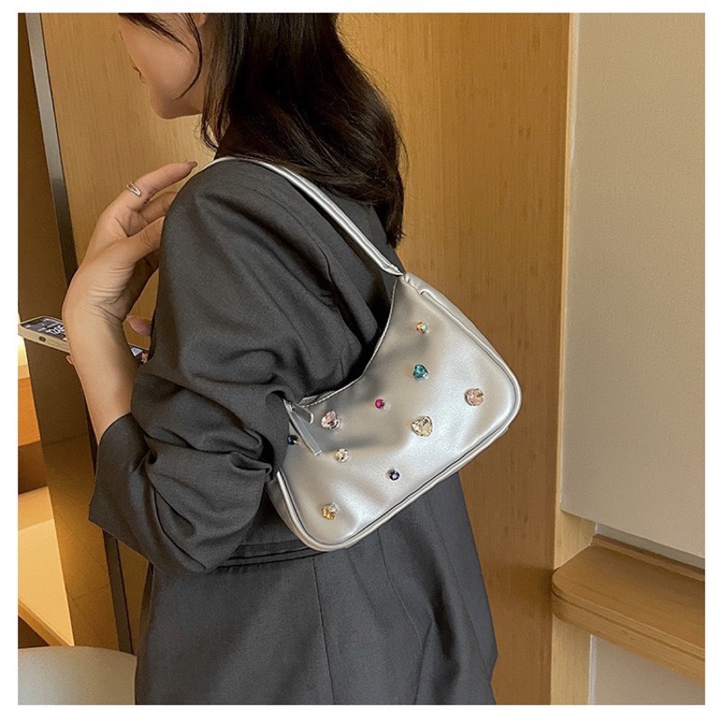 Túi xách nữ đeo vai kẹp nách đính đá hạt màu sắc dễ thường thời trang