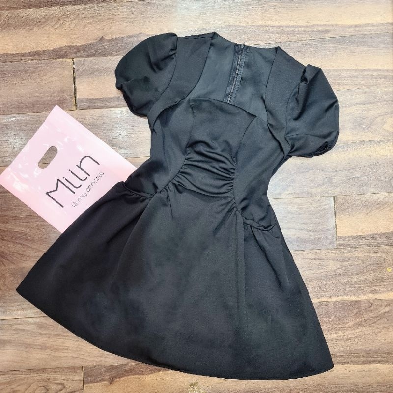 Váy umi cổ vát dúm thân miin