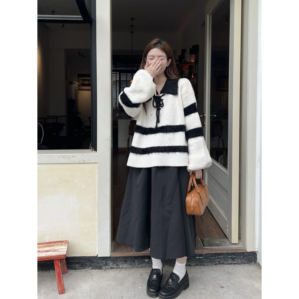 Áo sweater Dệt Kim Tay Dài Dáng Rộng Màu Tương Phản Phong Cách xiaoxiang Mùa Thu Mới Cho Nữ