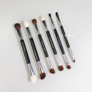 Cọ trang điểm hai đầu dùng kẻ mắt / lông mày / phấn mắt