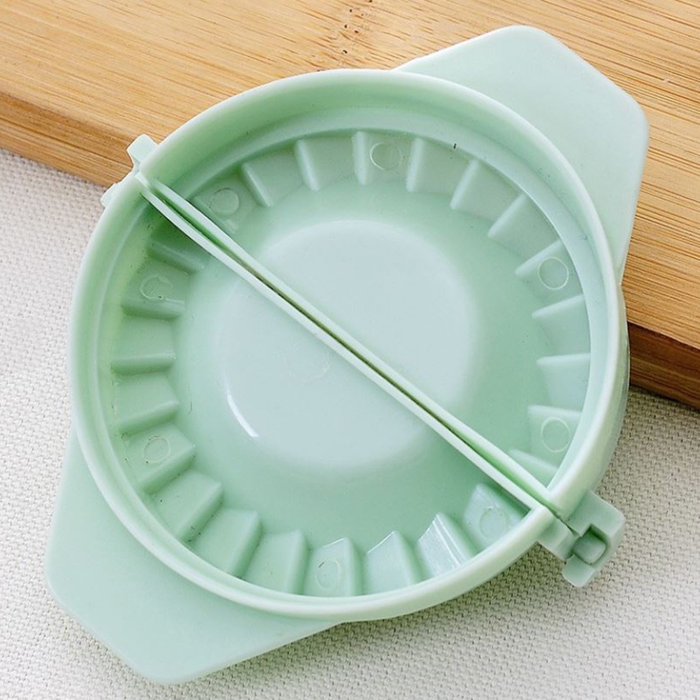 Dumpling Mold Maker Dough Press Ravioli Kitchen Tool Home Mini Practical