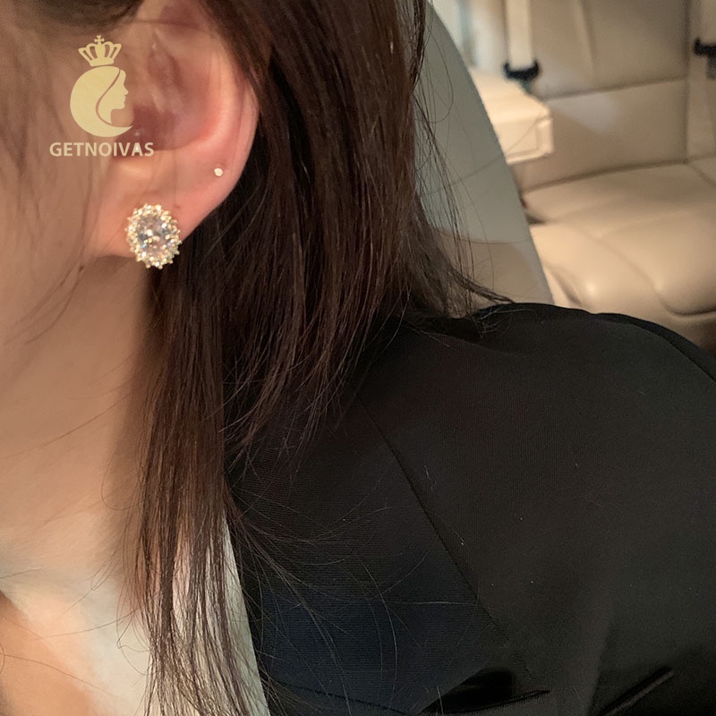 Khuyên Tai Thời Trang Đính Đá Phong Cách Hàn Quốc