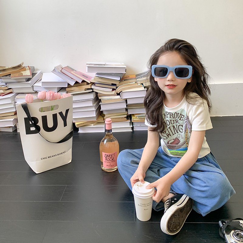 Áo phông croptop ambb bg