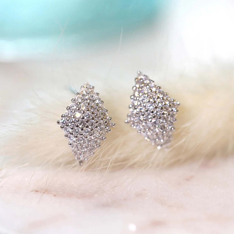 Khuyên Tai Đính Đá Zircon Phong Cách Hiện Đại Thời Trang