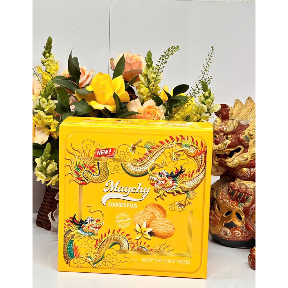 Hộp 500g bánh quy bơ vuông Maychy hình rồng 3 màu xanh đỏ vàng