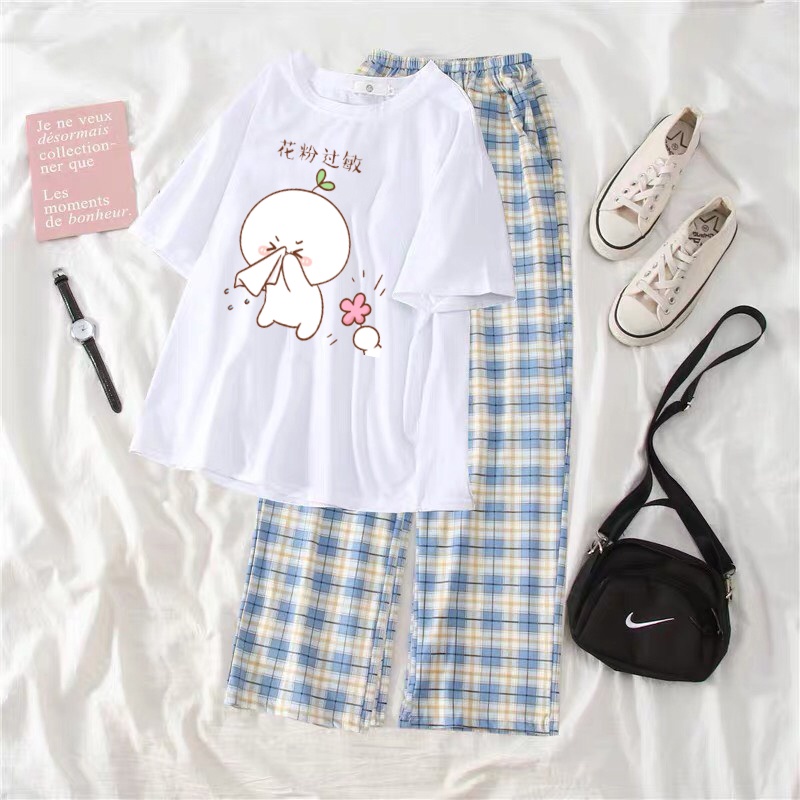 SÉT ÁO MẦM LÁ KHÓC KÈM QUẦN KẺ RẤT DỄ THƯƠNG