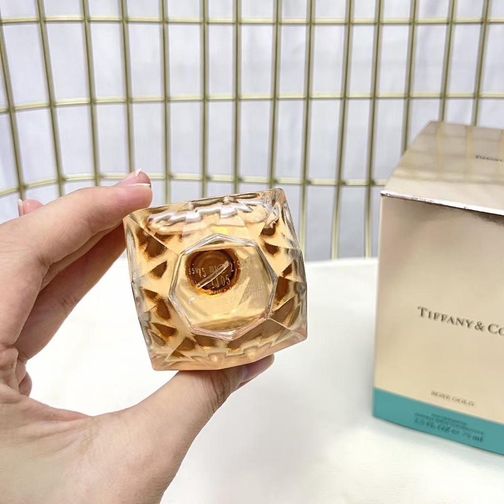 Tiffany Nước Hoa Kim Cương Vàng Hồng 75ml Tươi Mới Ngọt Ngào Cho Nữ