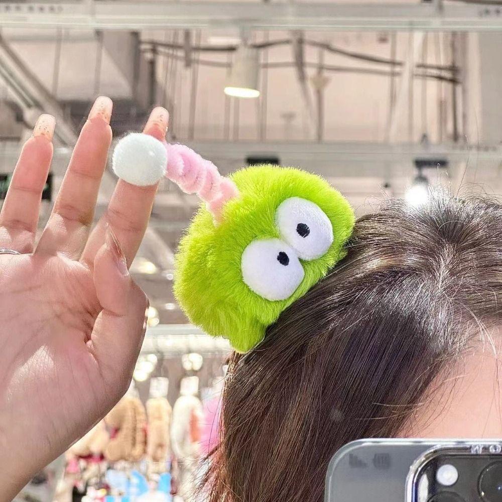 Kẹp Tóc Hình Búp Bê Hoạt Hình Mắt To Đính Banh Lông Dễ Thương Vui Nhộn Phong Cách Hàn Quốc martin1