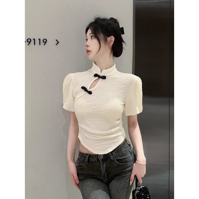 Sườn Xám Cách Tân Tay Ngắn Phồng Phối Khóa Phong Cách Trung Hoa