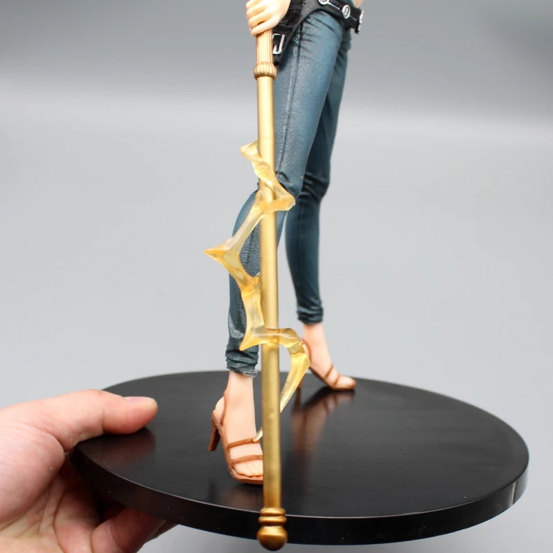 Mô Hình Nhân Vật nami Trong one piece Cao 40cm
