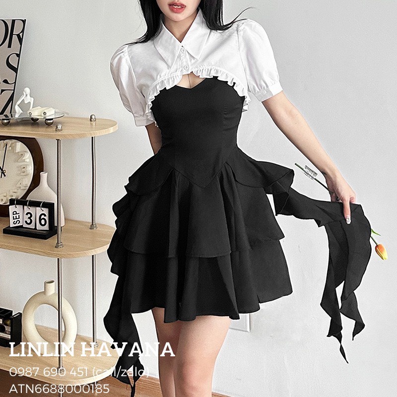 Áo Tay Ngắn Sơ Mi Trắng Hai Nút High-cut Viền Bèo