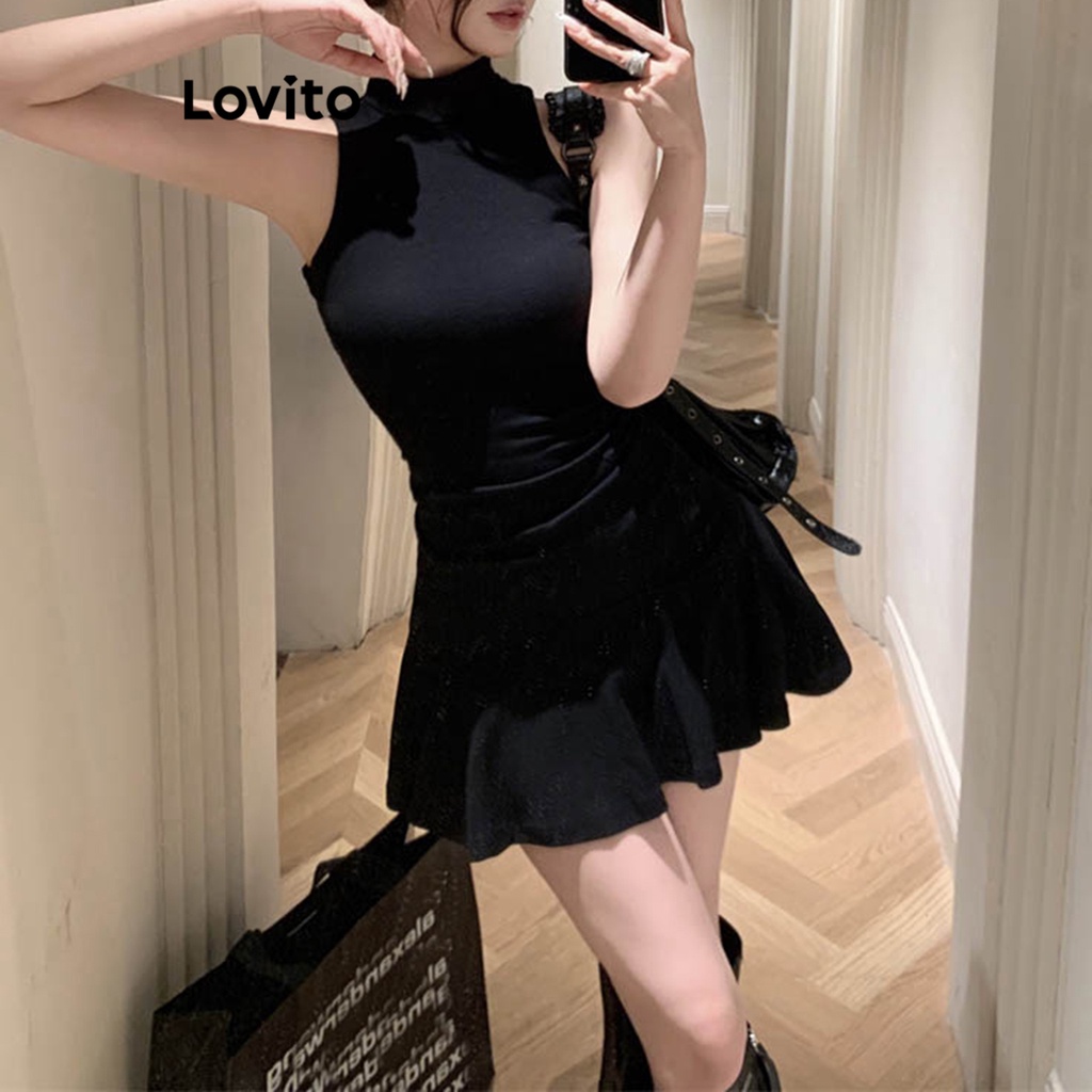 Lovito Váy xếp nếp trơn thường ngày cho nữ LNA21027 (Đen)