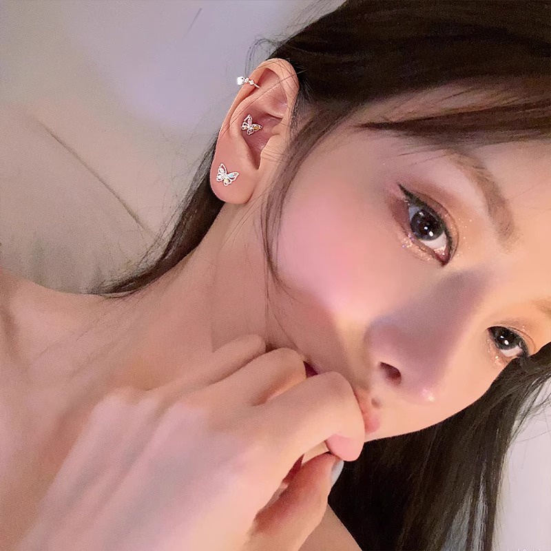 We flower Bông Tai Mạ Bạc 925 Hình Bướm Đính Pha Lê Nhiều Màu Phong Cách Hàn Quốc