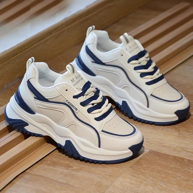 Giày Thể Thao Nữ Độn Đế ARUKI Cao Cấp - C552