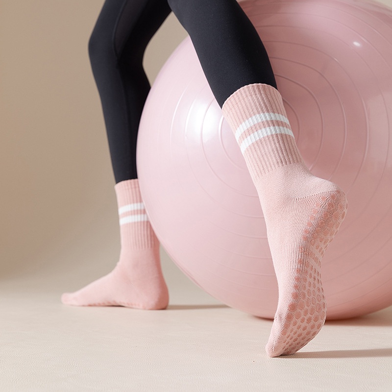 Vớ cotton silicone Cổ Vừa Chống Trượt Tiện Dụng Tập yoga / Thể Thao Cho Nữ