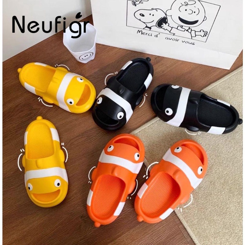 Thời trang mùa hè Dép cá hề Nemo 、dép cá koi đế bánh mì siêu nhẹ cho người lớn