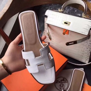 Dép sandal đế phẳng phong cách thời trang mới cho nữ