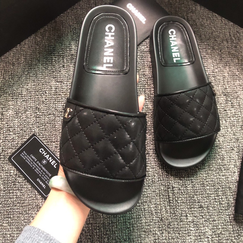 Xăng đan Màu Đen chanel 100% Chính Hãng Dành Cho Nữ