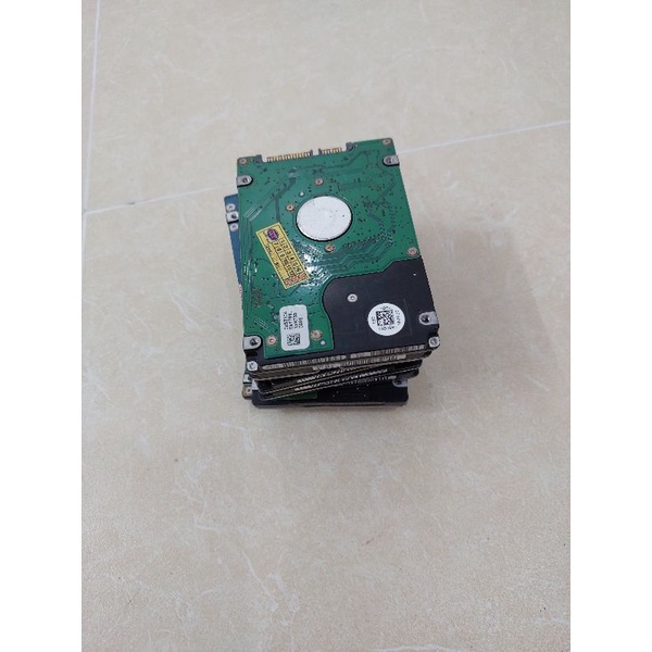 [FREESHIP] hdd laptop còn chạy windows được chữa cháy gắn cho laptop