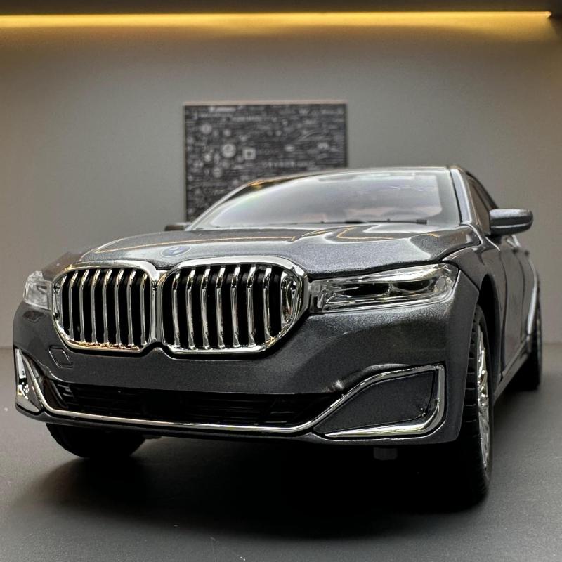 Xe mô hình BMW 1: 24 Xe mô hình BMW 760Li Mô hình ô tô hợp kim Mô hình âm thanh và ánh sáng Xe kéo Đồ chơi ô tô Mô hình đồ chơi Mô hình ô tô Đồ trang trí ô tô