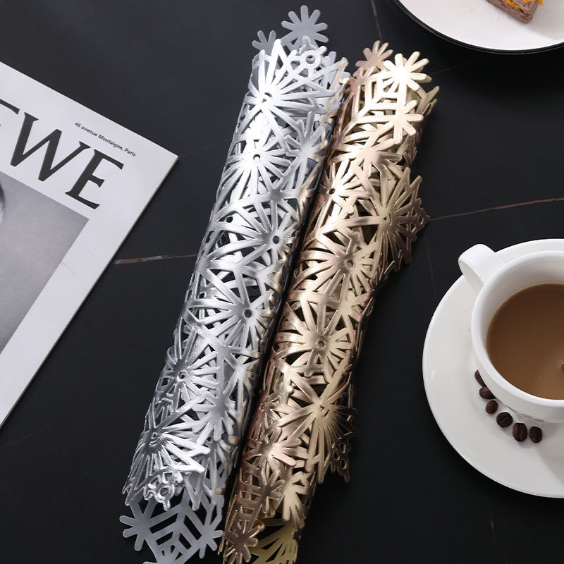 Tấm Lót Bàn Ăn Bằng pvc Cách Nhiệt Họa Tiết Bông Tuyết Giáng Sinh
