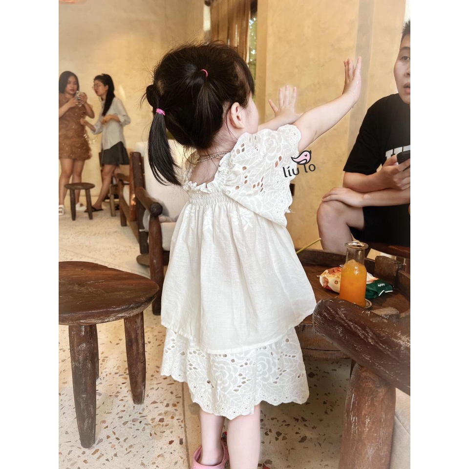 Set Bộ Áo + Chân Váy Vải Ren Mềm Xinh Xắn Cho Bé