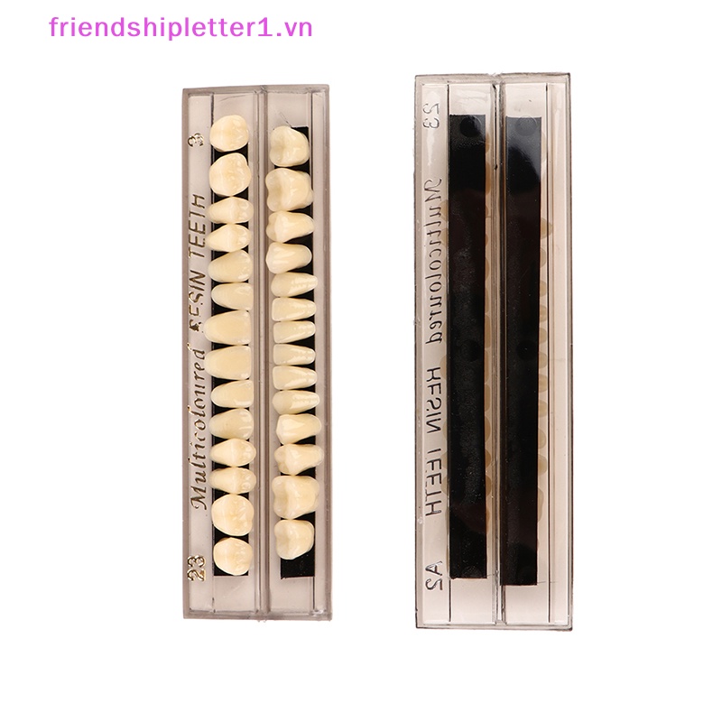 Đĩa Tẩy Trắng Răng Nhựa resin 28 Răng.