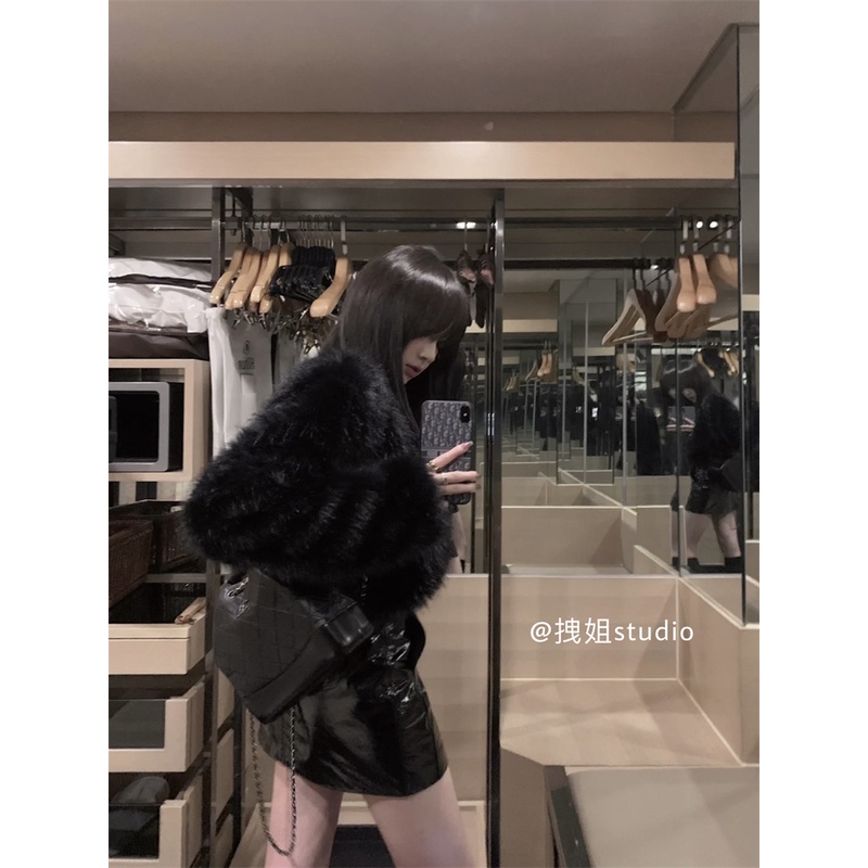 Áo Khoác Lông Ngắn Màu Đen Tay Dài Thời Trang Thu Đông Dành Cho Nữ