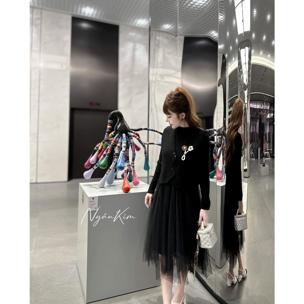 Set váy len chân voan áo gile hoa nhỏ hàng QC